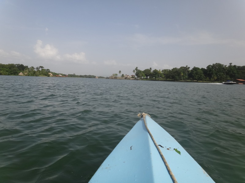 kayaking to the castillo