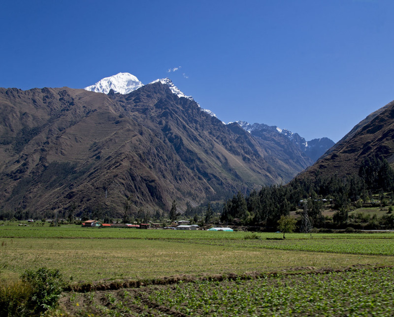 mountains outside of Cusco