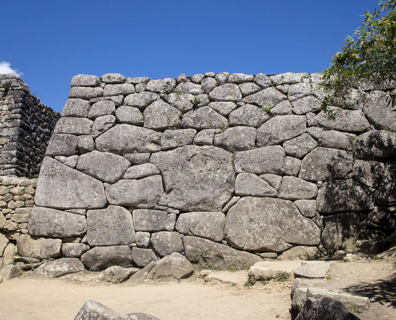 stone wall Machu Picchu