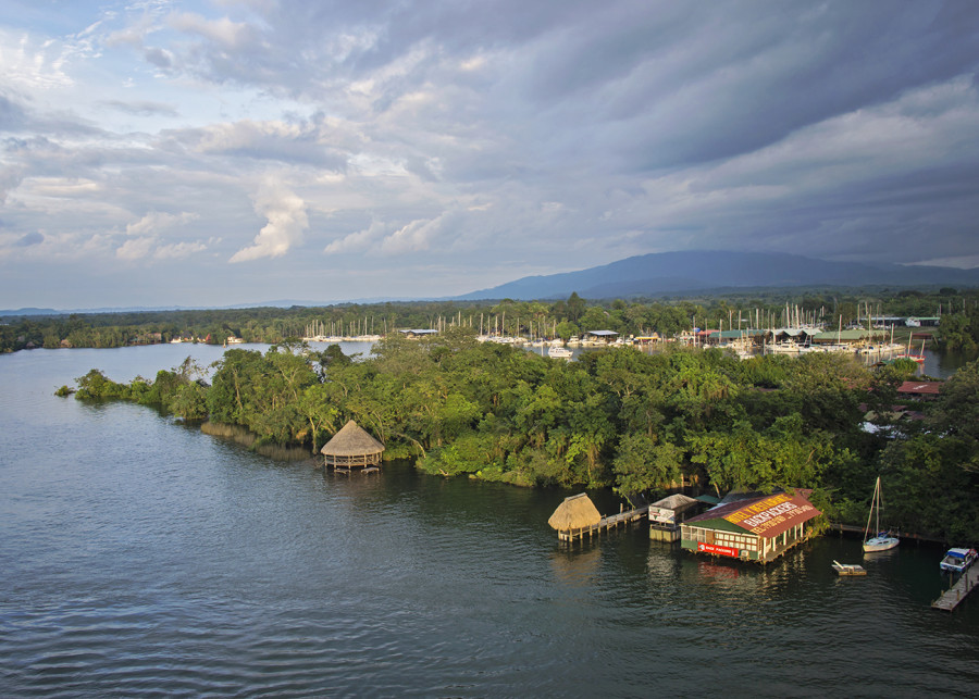 Backpackers Hostel, Rio Dulce, Guatemala