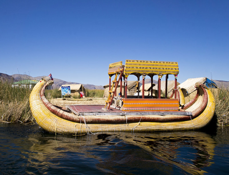 reed boat, Los Uros, Lake Titicaca