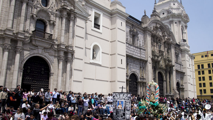 parade in Lima (7)