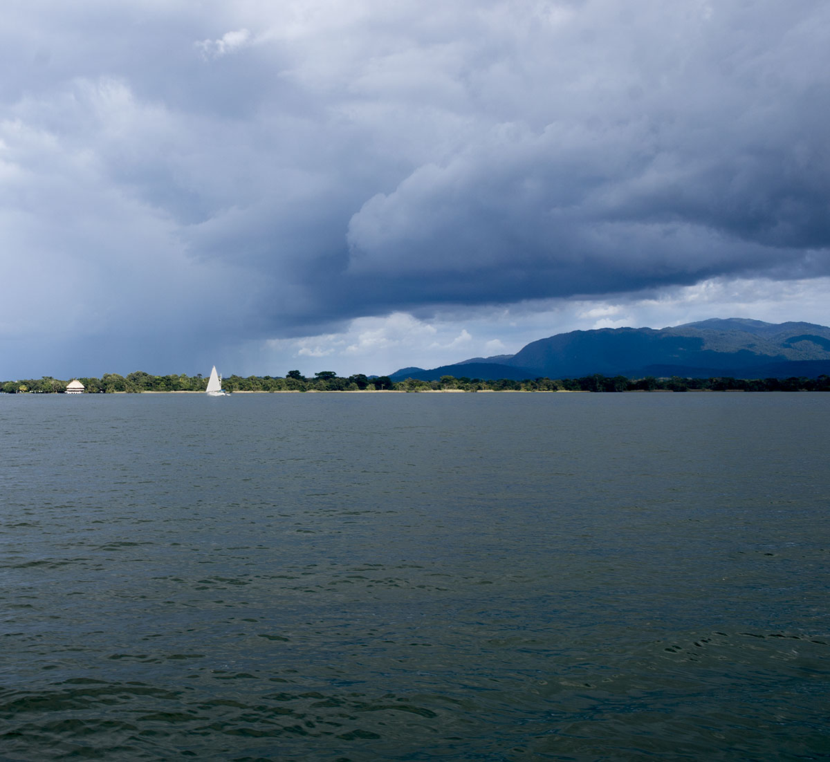 sailboat on Lago Izabal