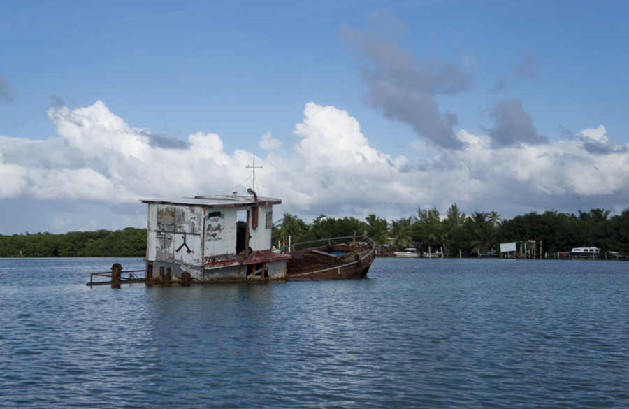 sunken ship at Cay Caulker, Belize