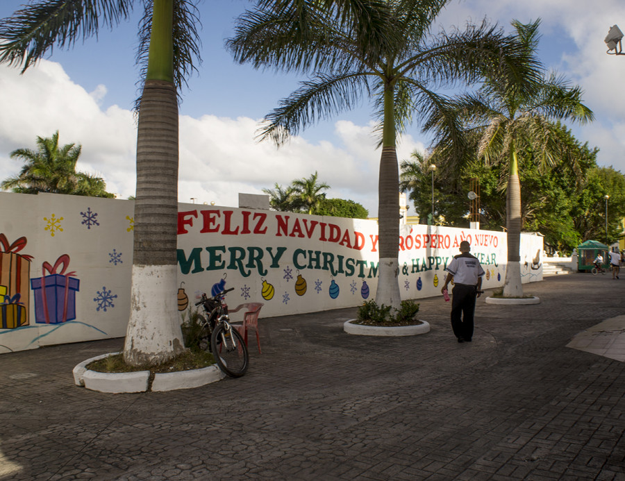 Christmas banners in Cozumel