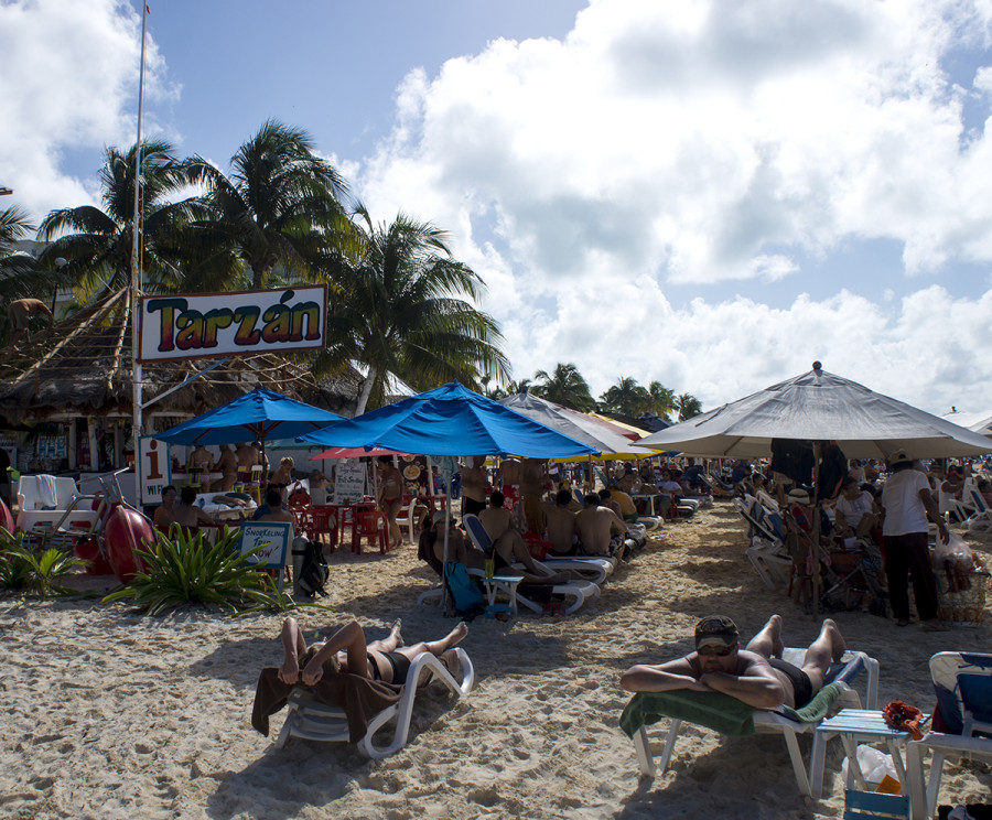 crowds of chairs, Playa Norte