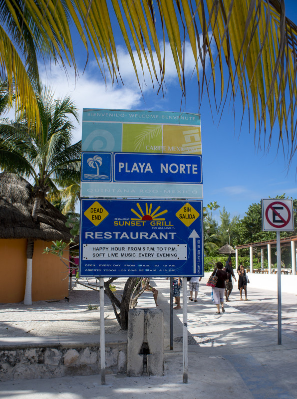 Playa Norte sign