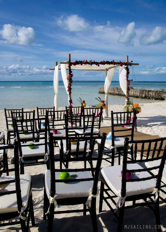 wedding on beach Isla Mujeres Mexico