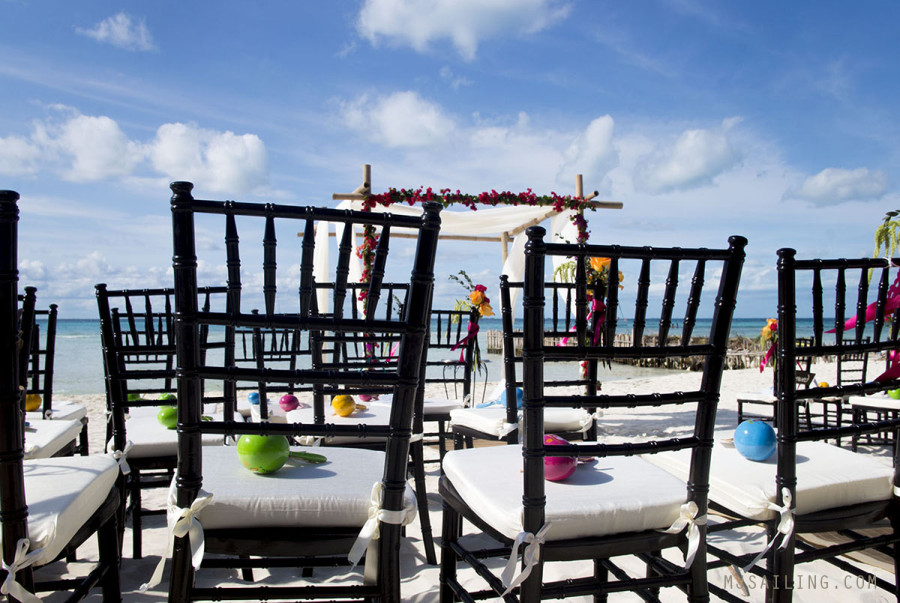 wedding on beach Isla Mujeres Mexico