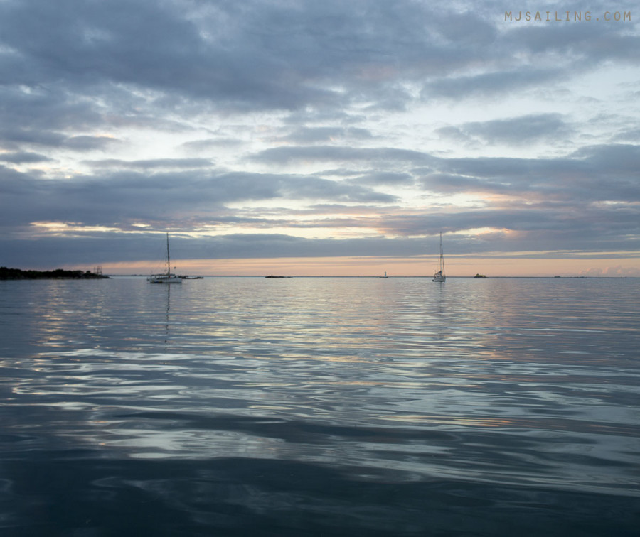 sunset in Isla Harbor