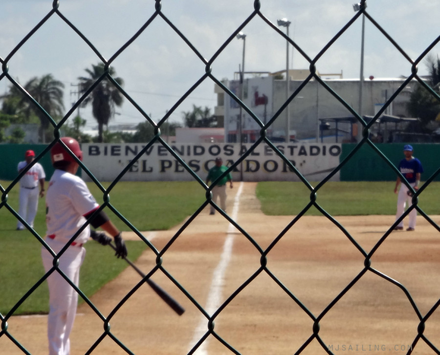 Isla Mujeres baseball game