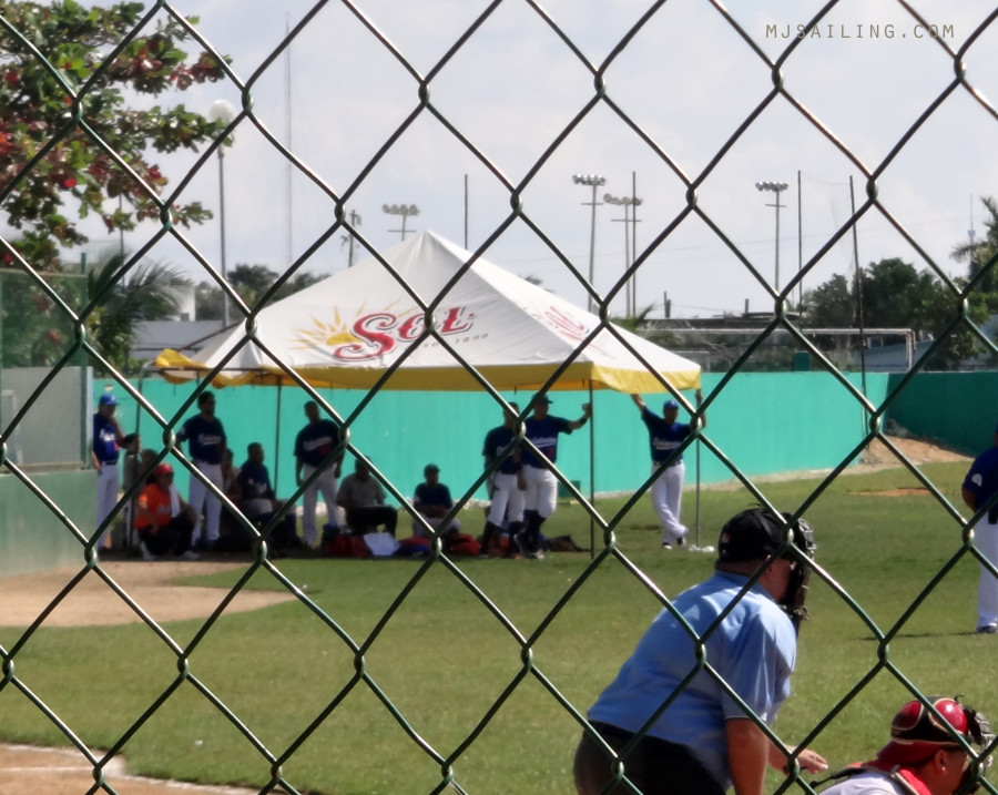 Isla Mujeres baseball game