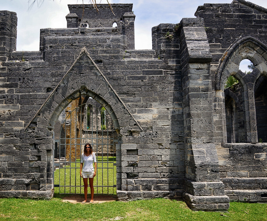 Jessica & unfinished church, Bermuda