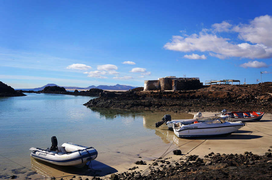 bay at Isla Los Lobos, Fuerteventura