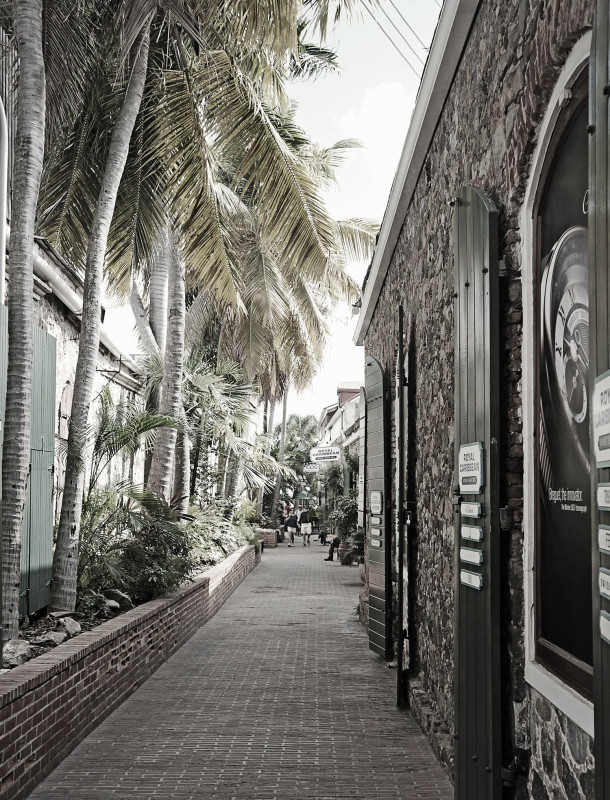 side alley, Charlotte Amalie