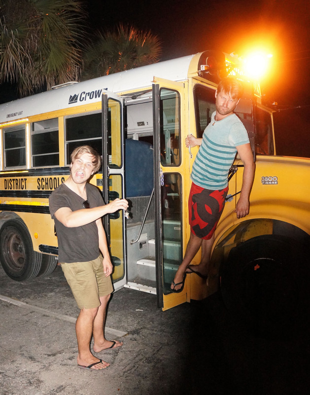 Hannes & Ben on the bus