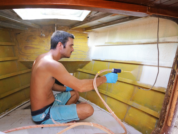 spray foam insulation to v-berth