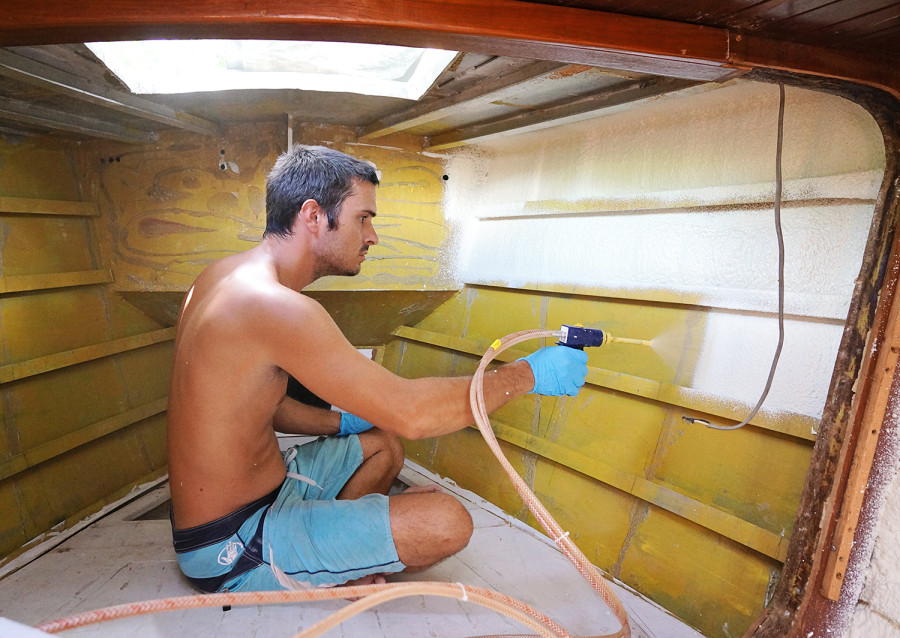 spray foam insulation to v-berth