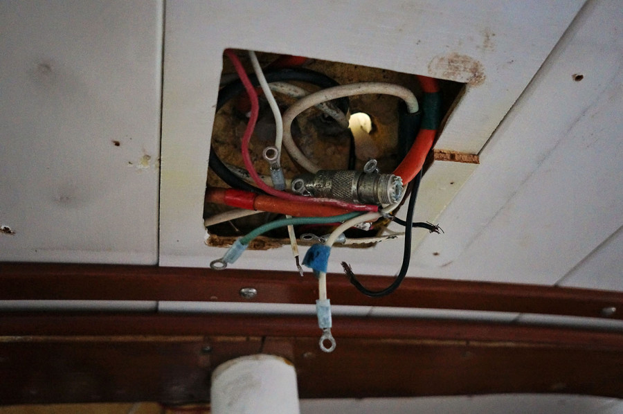 bad mast wiring