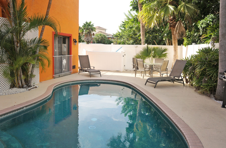 pool at Sunnyside Villa Siesta Key