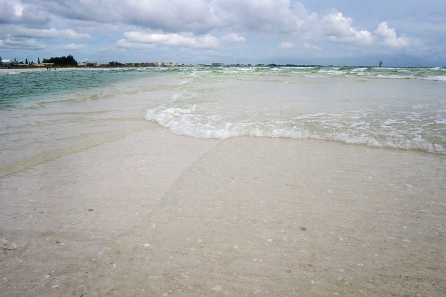 sand bar on Siesta Beach