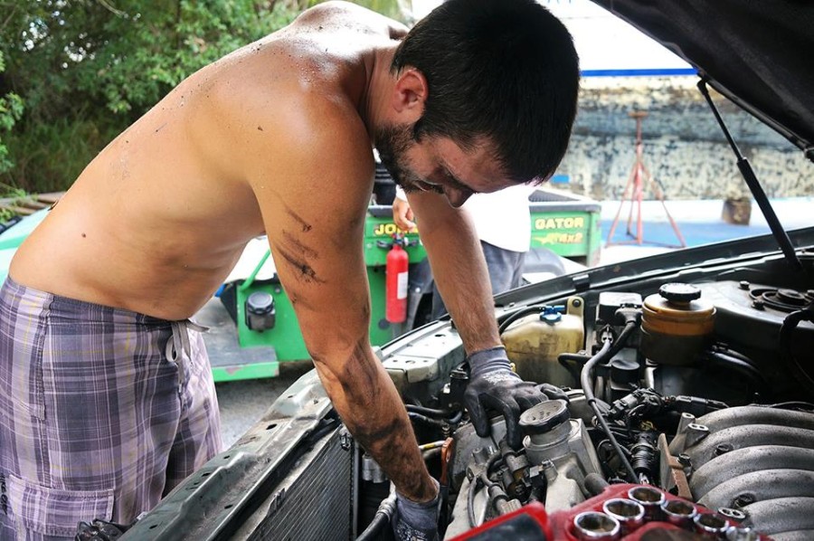 Matt replacing alternator