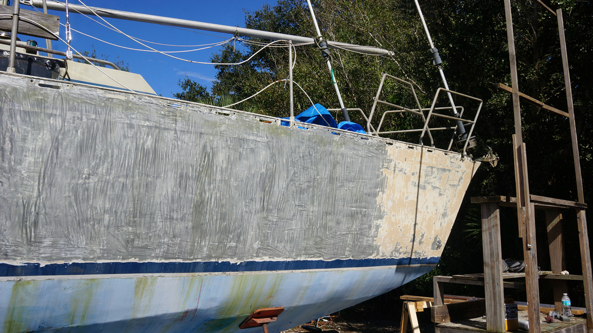 taking paint off aluminum hull