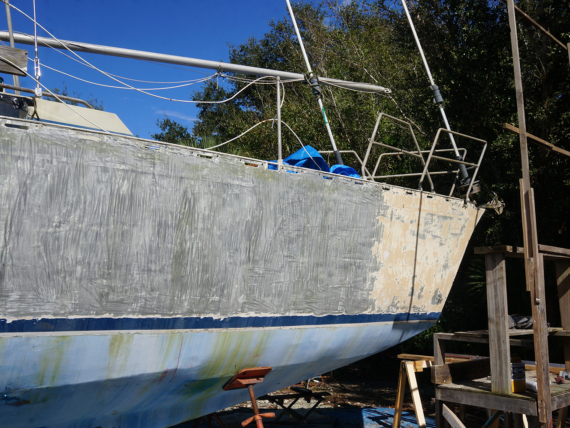 taking paint off aluminum hull