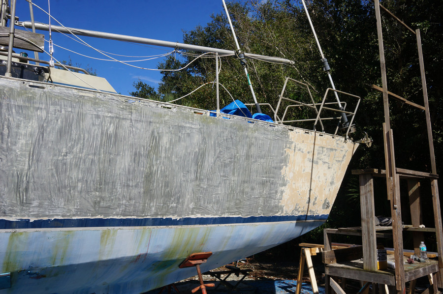 taking paint off aluminum hull