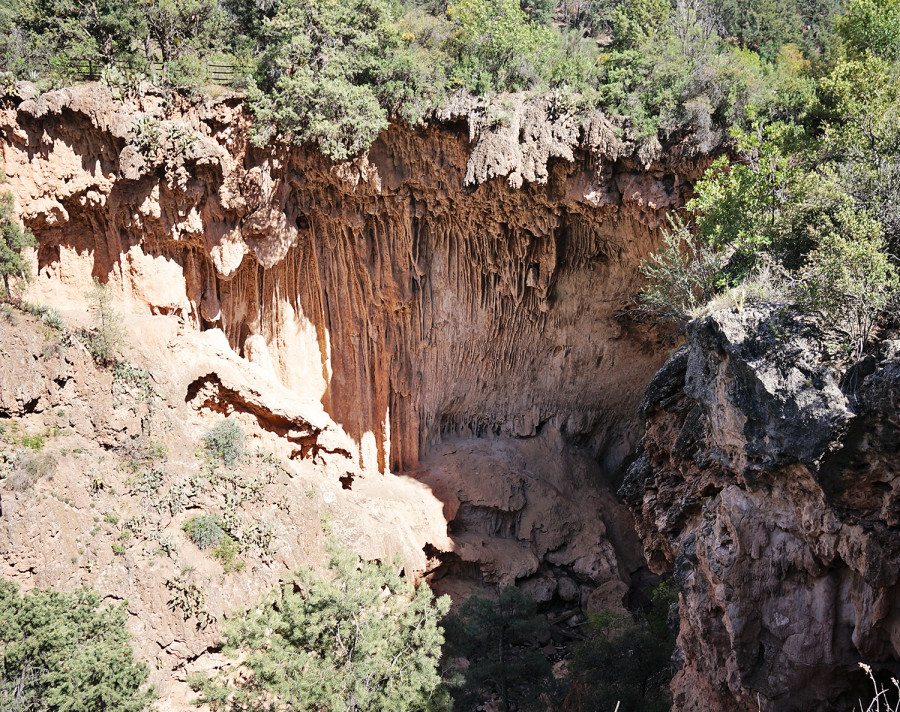 Tonto Natural Bridge, back side